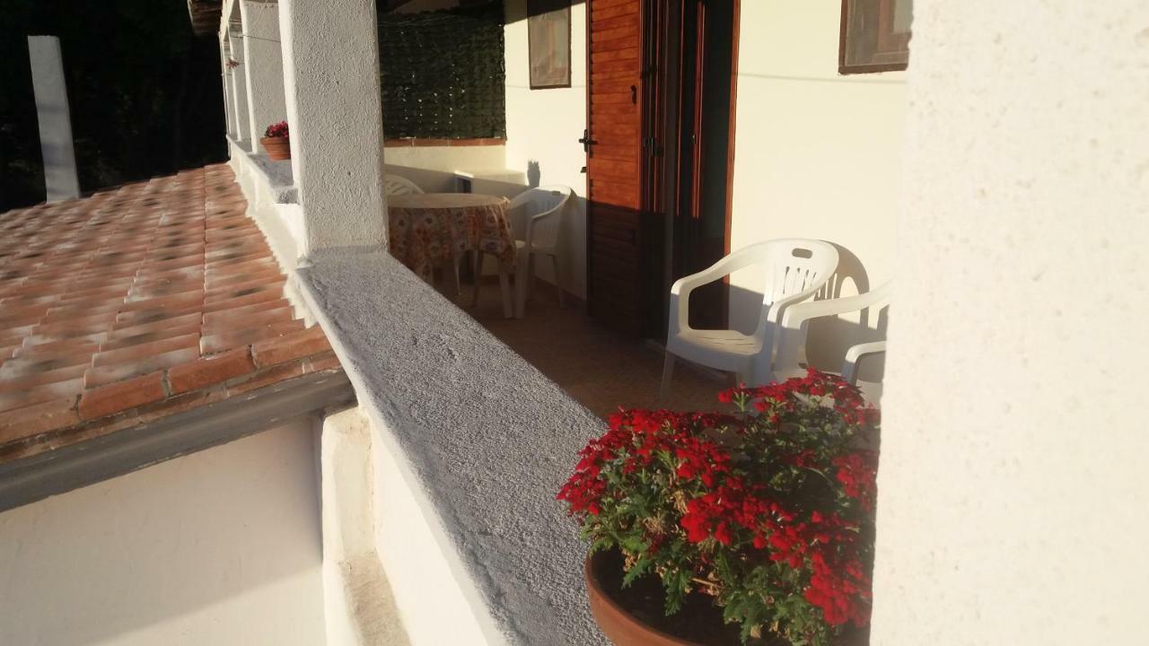 Casa Lucia Campagna Relax Guest House ดอร์กาลี ภายนอก รูปภาพ